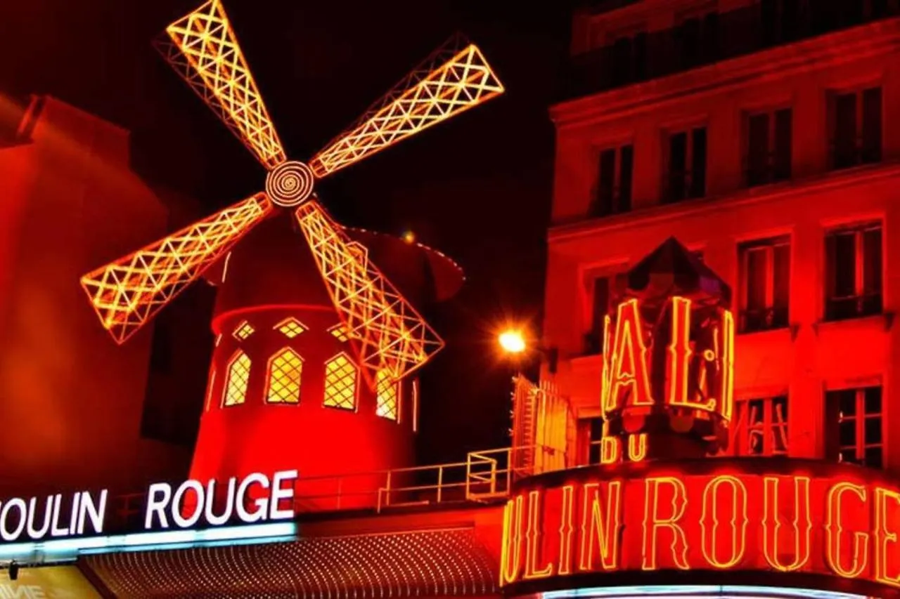 Small Is Beautiful Ideally Located Sleeps 4 Paris 0*,  France
